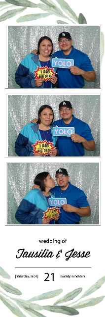 Tausila and Jesse's Wedding | View more photos from the event at gallery.photoboothbillings.com/u/PhotoBoothBillings/Tausila-and-Jesses-Wedding